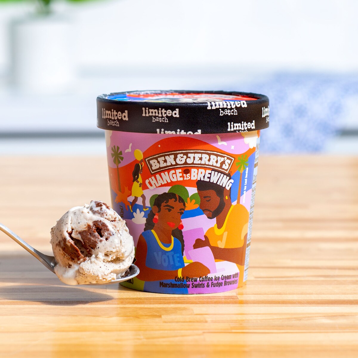 https://www.benjerry.com/files/live/sites/systemsite/files/US%20and%20Global%20Assets/Flavors/Product%20Assets/US/Change%20is%20Brewing%20Ice%20Cream/873564_ChangeIsBrewing_Spooned_1920x1920.jpg?imwidth=1200