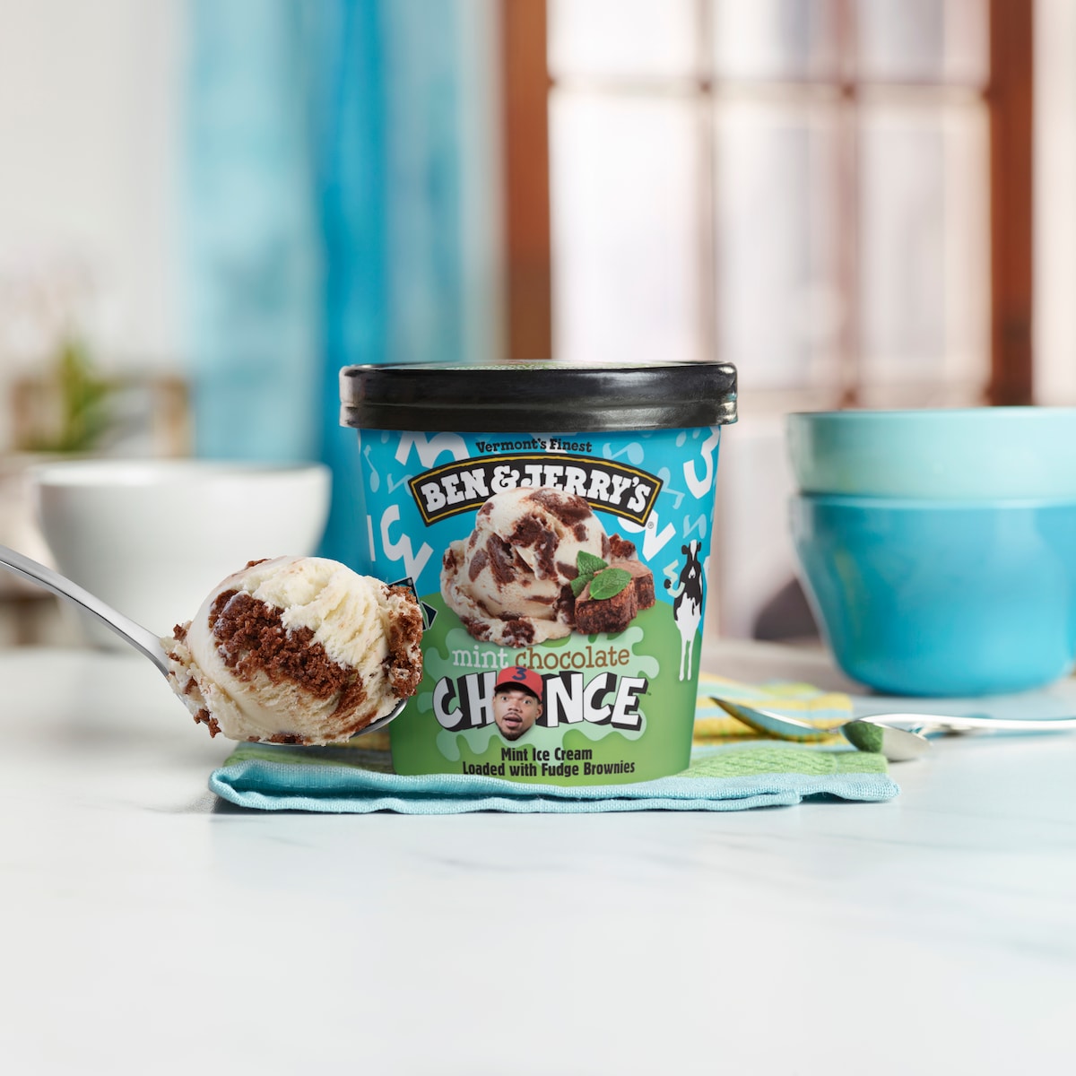 Mint Chocolate Chance Ice Cream - Pint 2 / 5