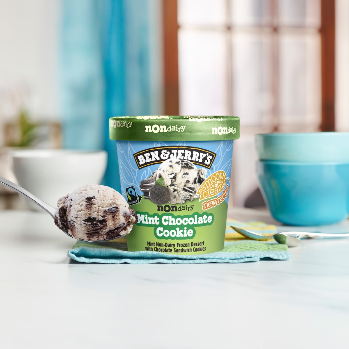 Mint Chocolate Cookie Non-Dairy Oat 3 / 4