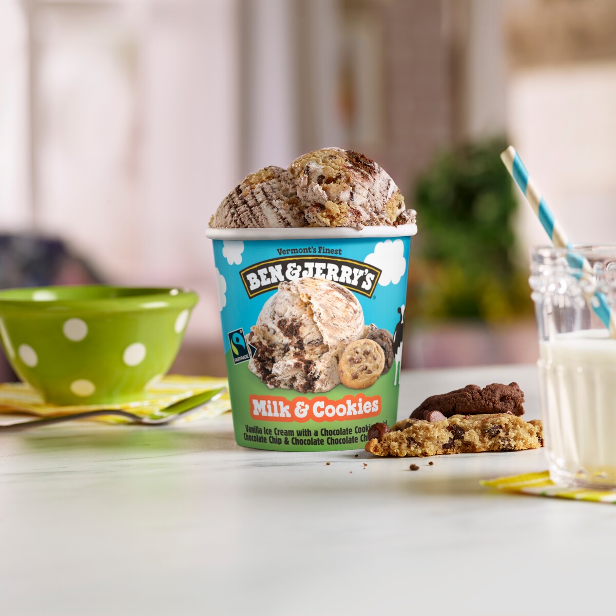 Milk & Cookies Ice Cream - Pint 4 / 5