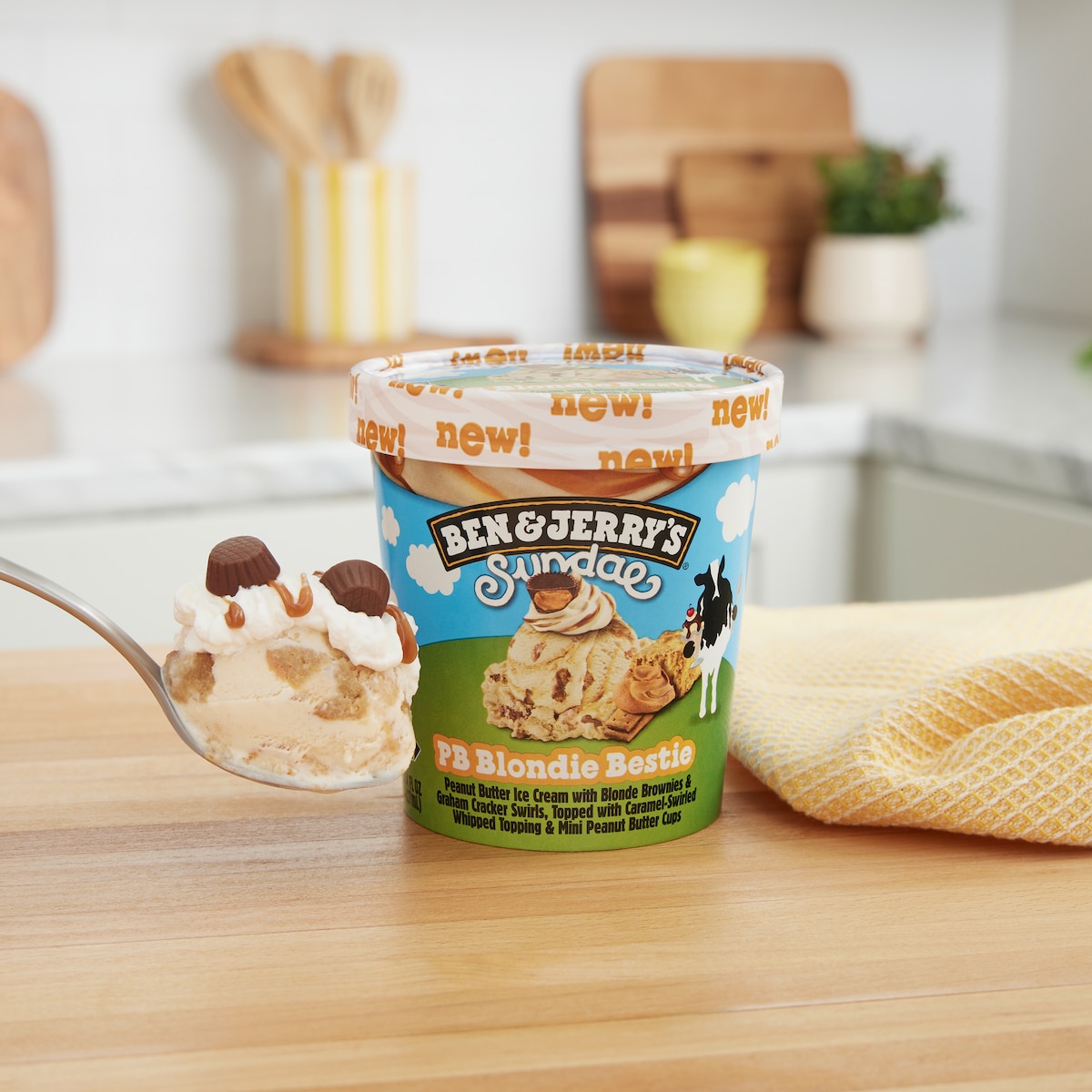 PB Blondie Bestie™ Sundae - Pint 2 / 3