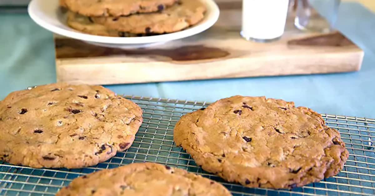Ben & Jerry's Giant Chocolate Chip Cookies Recipe