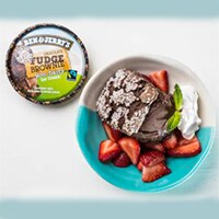 Recipe: Vegan Chocolate Strawberry Shortcake