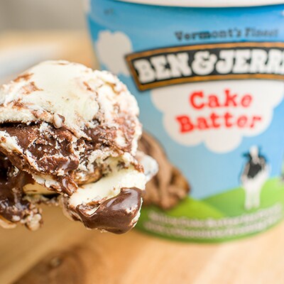 Everybody loves cake. But remember sneaking a taste of the batter when you were a kid? So so delicious. Well, we have a pint for that. Relive those stolen moments with Cake Batter, and then start making new memories with all those swirls of rich chocolate frosting