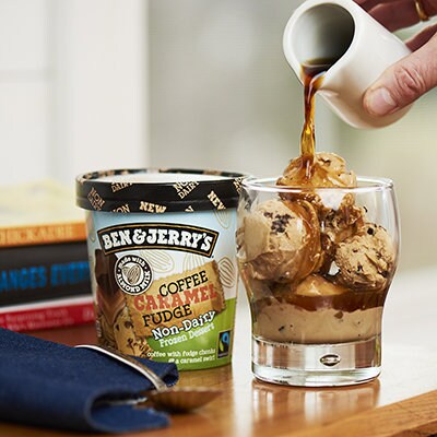 Ben & Jerry's - Coffee Caramel Fudge Pour-Over
