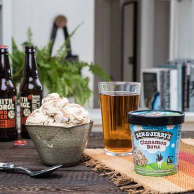 Hard Cider with Cinnamon Buns