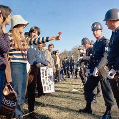 Protesters protesting Vietnam