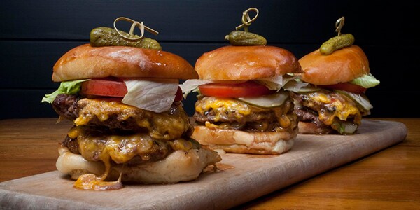 3 cheeseburgers