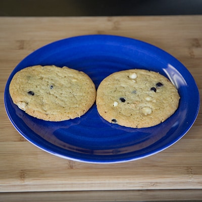 Picture of two cookies on a plate